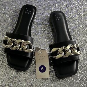 New Day Women's Viv Chain Slide Sandal Size 6 Jet Black